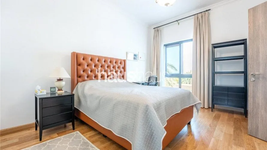 Villa de 4 dormitorios en Jumeirah Islands, UAE No. 771 № 14