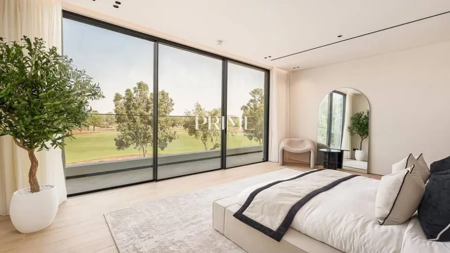 Villa de 5 dormitorios en Jumeirah Golf Estates, UAE No. 968 № 17