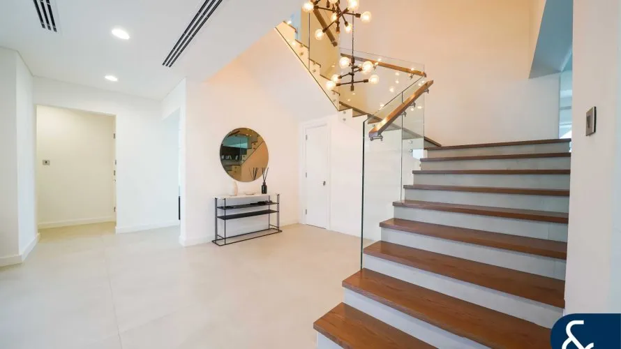 Villa de 5 dormitorios en Victory Heights, UAE No. 1322 № 10