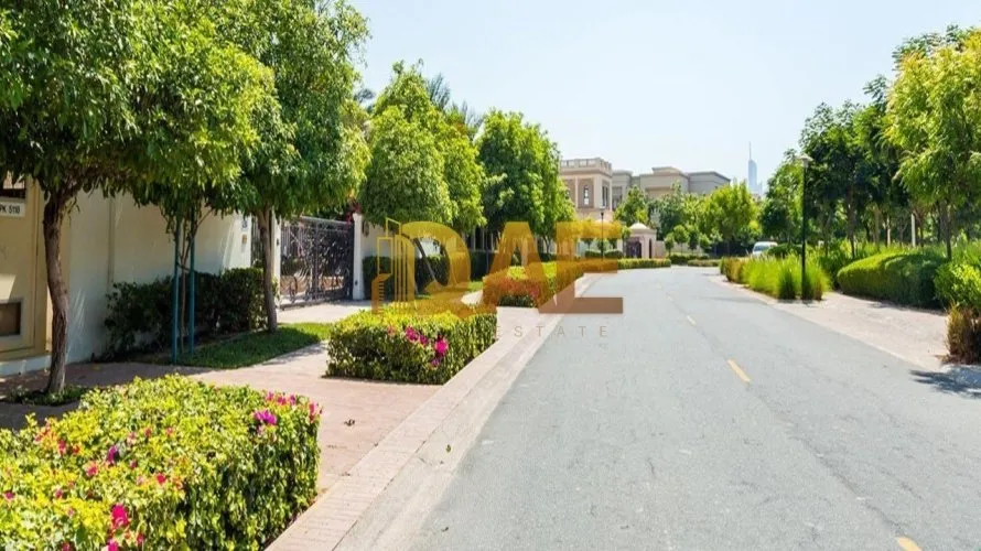 Villa de 7 dormitorios en Emirates Hills, UAE No. 160 № 14