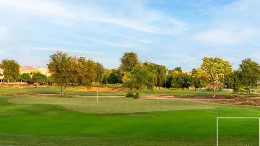 Villa de 5 dormitorios en Jumeirah Golf Estates, UAE No. 1486 № 9