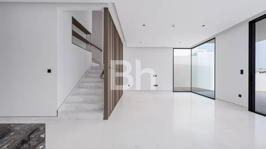 Villa de 5 dormitorios en Tilal Al Ghaf, UAE No. 975 № 15