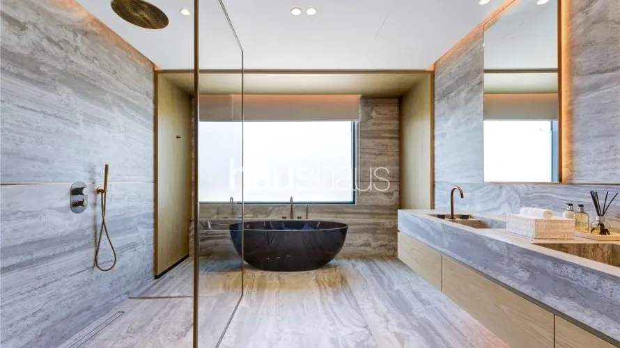 Villa de 5 dormitorios en Jumeirah Islands, UAE No. 785 № 16