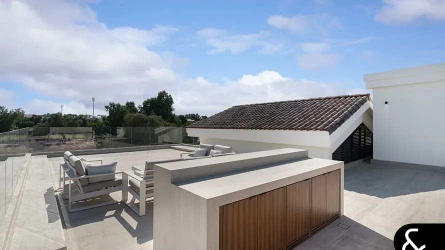 Villa de 5 dormitorios en Jumeirah Golf Estates, UAE No. 1596 № 23