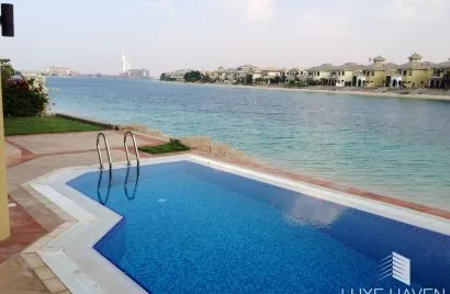 Villa de 4 dormitorios en Garden Homes, UAE No. 335