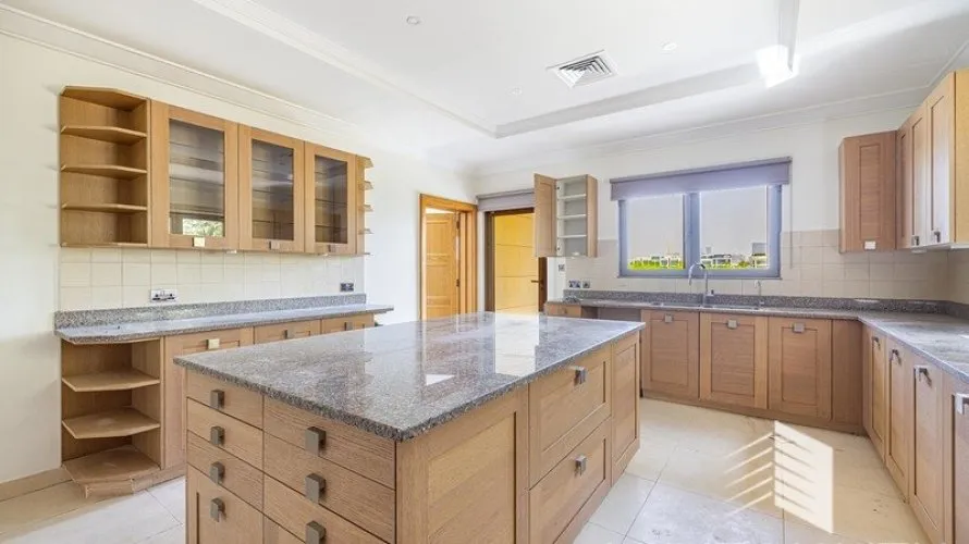 Villa de 6 dormitorios en Signature Villas, UAE No. 226 № 15