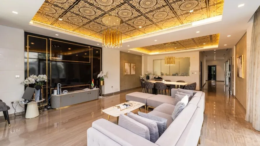 Villa de 6 dormitorios en Dubai, UAE No. 203 № 2