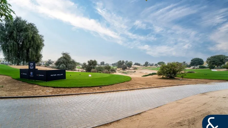 Villa de 5 dormitorios en Victory Heights, UAE No. 1368 № 20