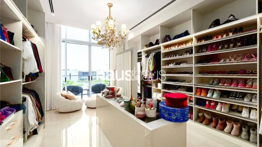 Villa de 6 dormitorios en Golf Place, UAE No. 806 № 14