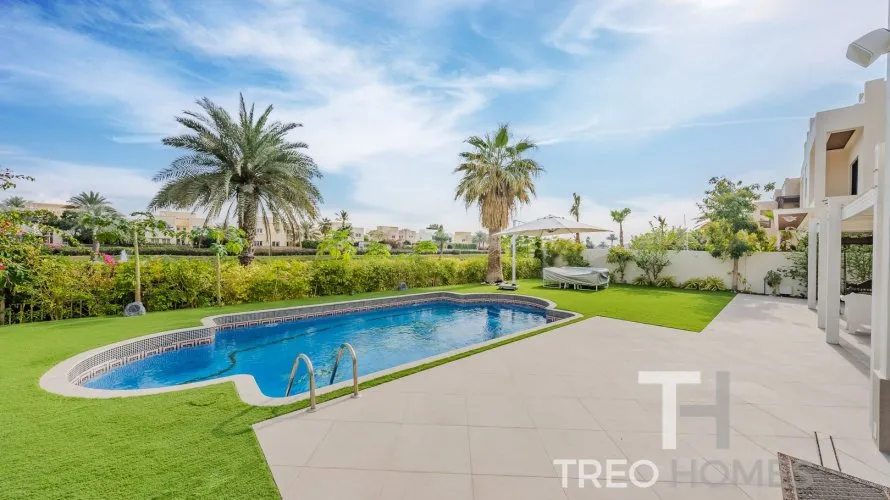 Villa de 5 dormitorios en Meadows, UAE No. 644 № 22