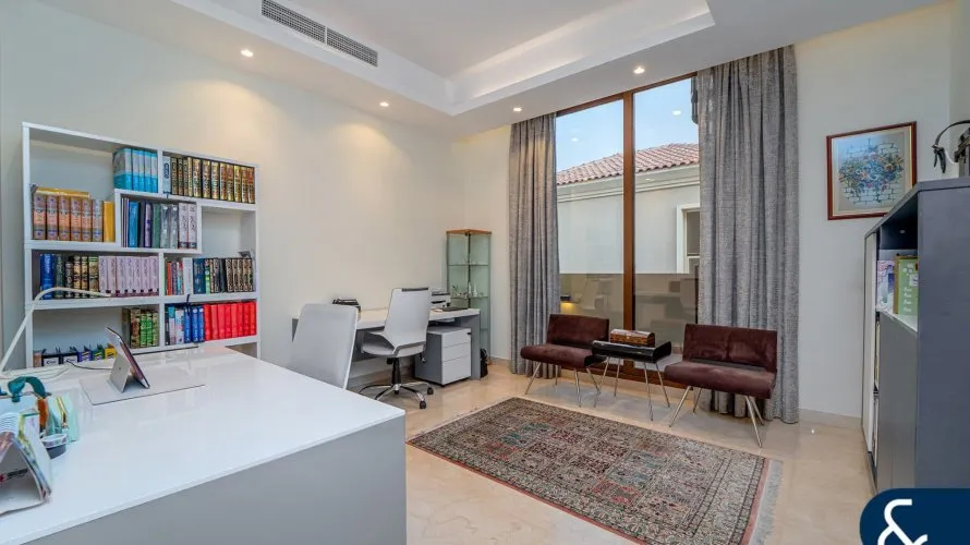 Villa de 5 dormitorios en Jumeirah Golf Estates, UAE No. 1547 № 24