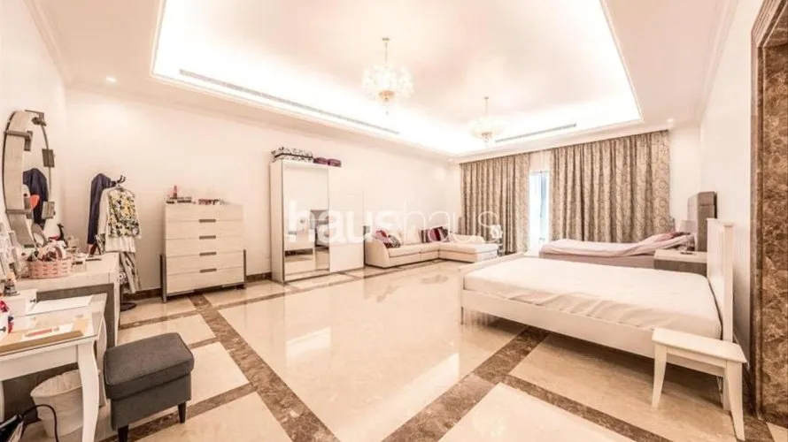 Villa de 7 dormitorios en Al Khawaneej, UAE No. 825 № 5