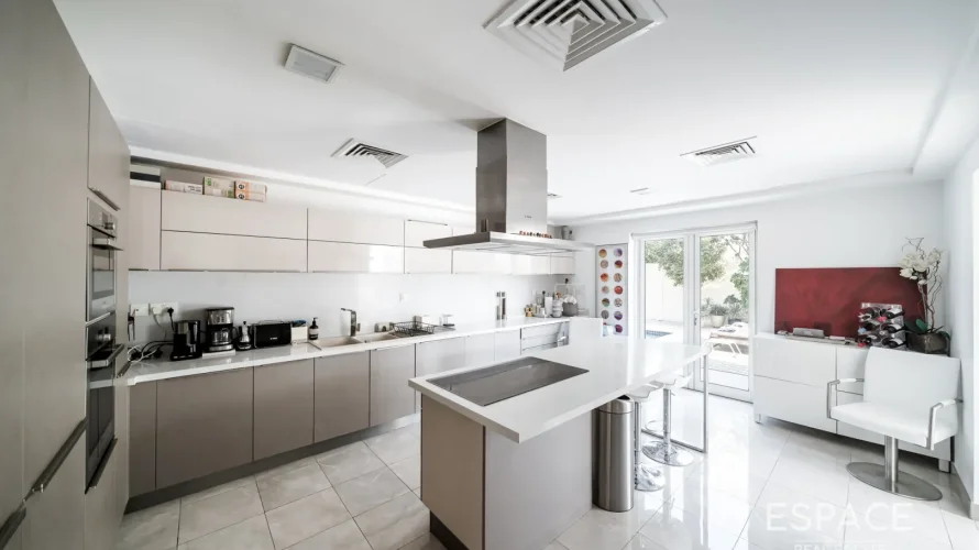 Villa de 4 dormitorios en Meadows, UAE No. 1191 № 9