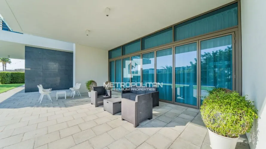 Villa de 8 dormitorios en District One, UAE No. 674 № 21