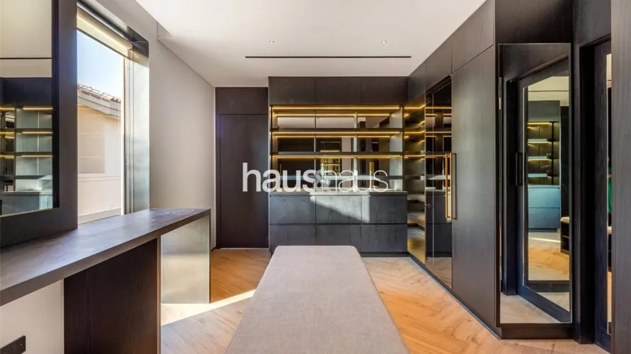 Villa de 5 dormitorios en Jumeirah Golf Estates, UAE No. 819 № 11