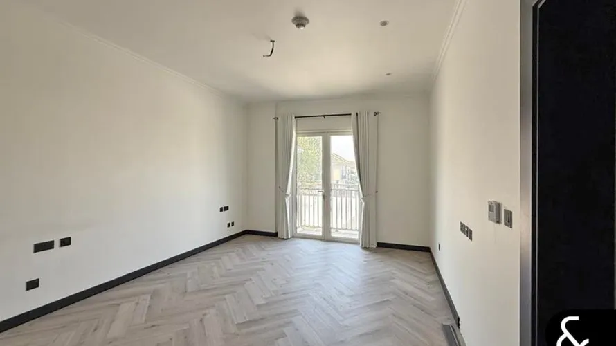 Villa de 6 dormitorios en Dubai Land, UAE No. 1606 № 20