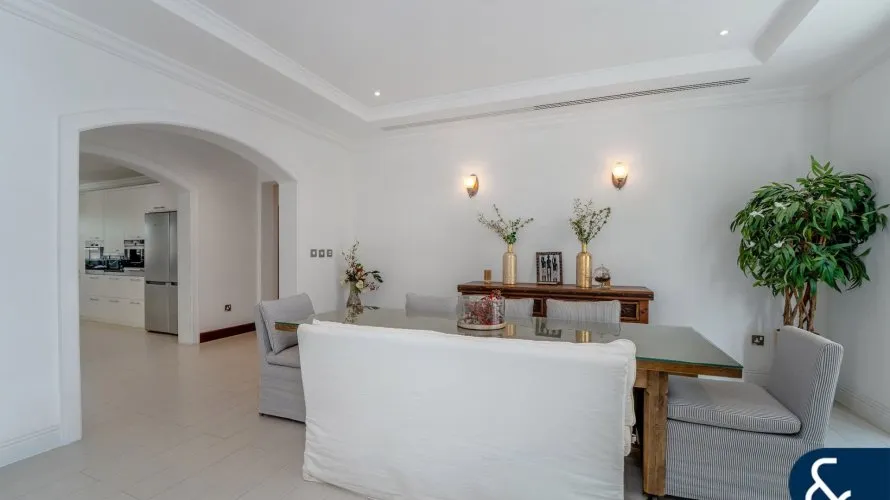 Villa de 5 dormitorios en Jumeirah Golf Estates, UAE No. 1363 № 6