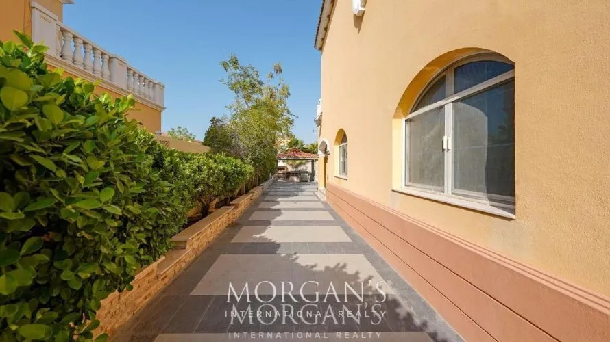 Villa de 5 dormitorios en Jumeirah Park, UAE No. 660 № 20