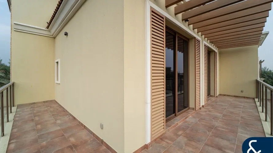 Villa de 5 dormitorios en Jumeirah Golf Estates, UAE No. 1547 № 28