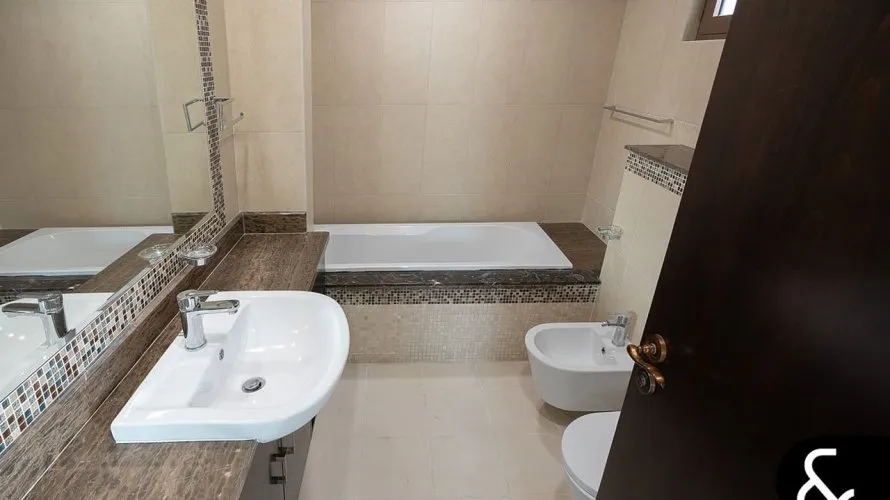 Villa de 5 dormitorios en Kingdom of Sheba, UAE No. 1313 № 10