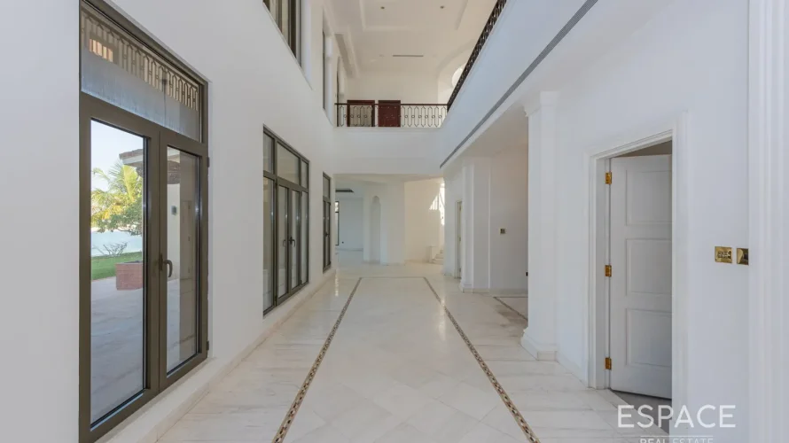 Villa de 5 dormitorios en Palm Jumeirah, UAE No. 1032 № 4