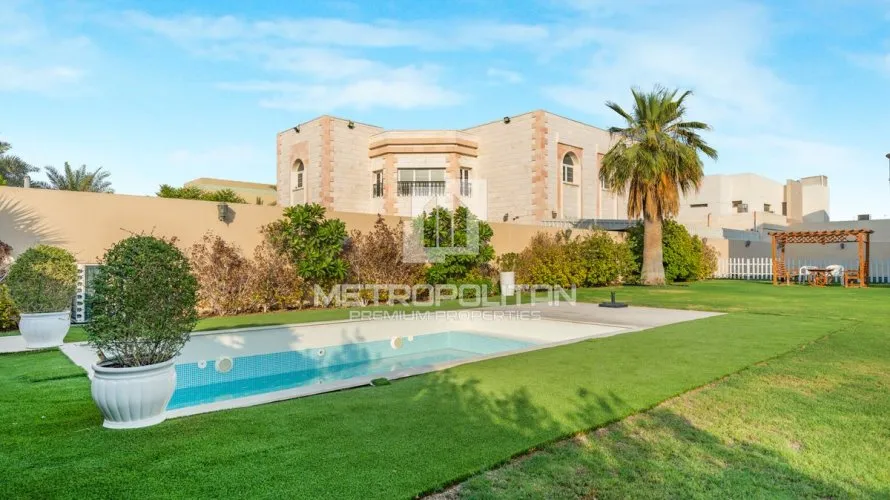 Villa de 5 dormitorios en Al Barsha, UAE No. 1269 № 18