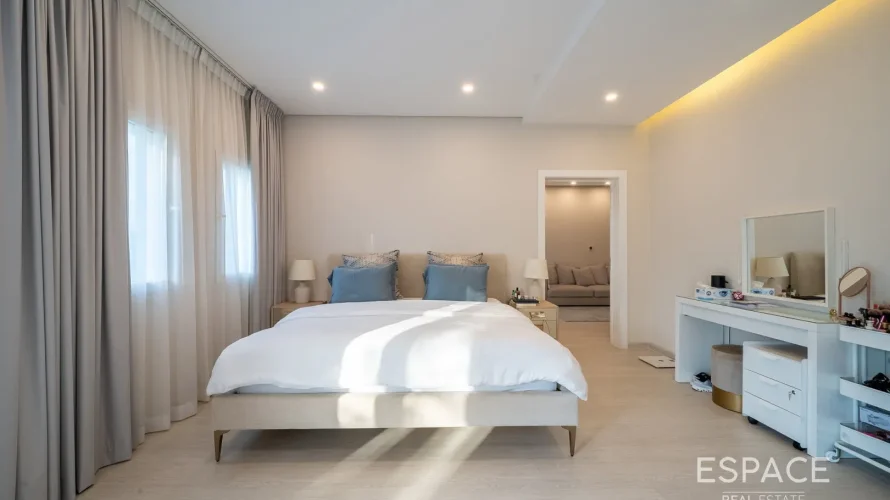 Villa de 6 dormitorios en Meadows, UAE No. 1022 № 9