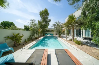 Villa de 5 dormitorios en Meadows, UAE No. 1194