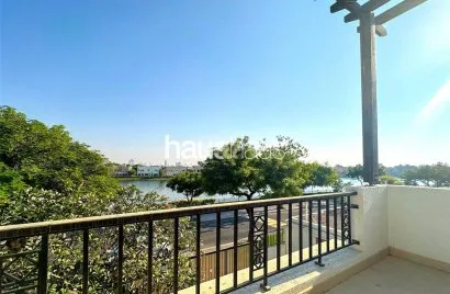 Villa de 6 dormitorios en Emirates Hills, UAE No. 801