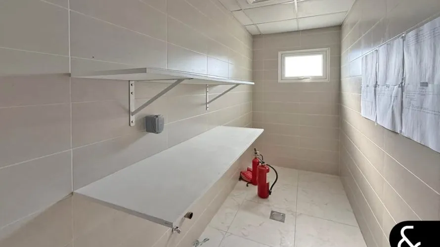 Villa de 6 dormitorios en Dubai Land, UAE No. 1606 № 8