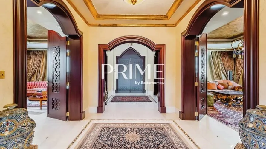 Villa de 5 dormitorios en Palm Jumeirah, UAE No. 956 № 2