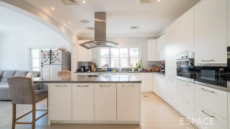 Villa de 5 dormitorios en Jumeirah Golf Estates, UAE No. 1149 № 7