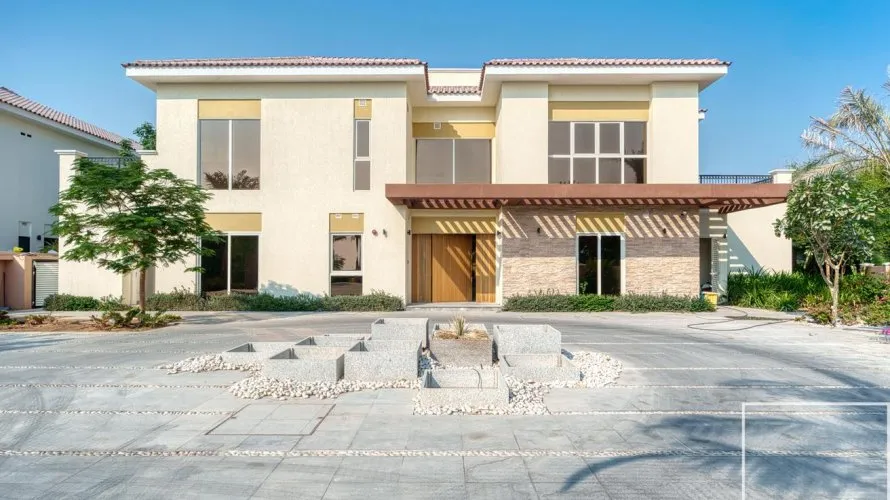 Villa de 7 dormitorios en Jumeirah Golf Estates, UAE No. 1075