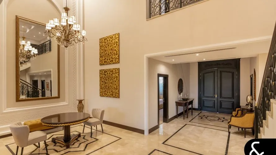 Villa de 5 dormitorios en The Crescent, UAE No. 1312 № 10