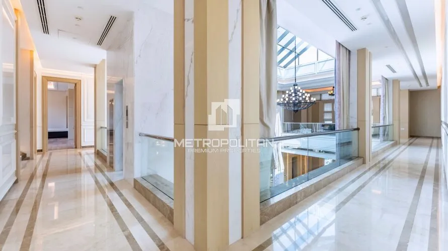 Villa de 6 dormitorios en Emirates Hills, UAE No. 667 № 12