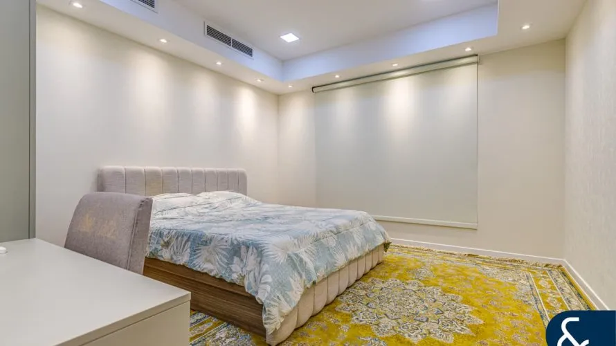 Villa de 5 dormitorios en Meadows, UAE No. 1321 № 11