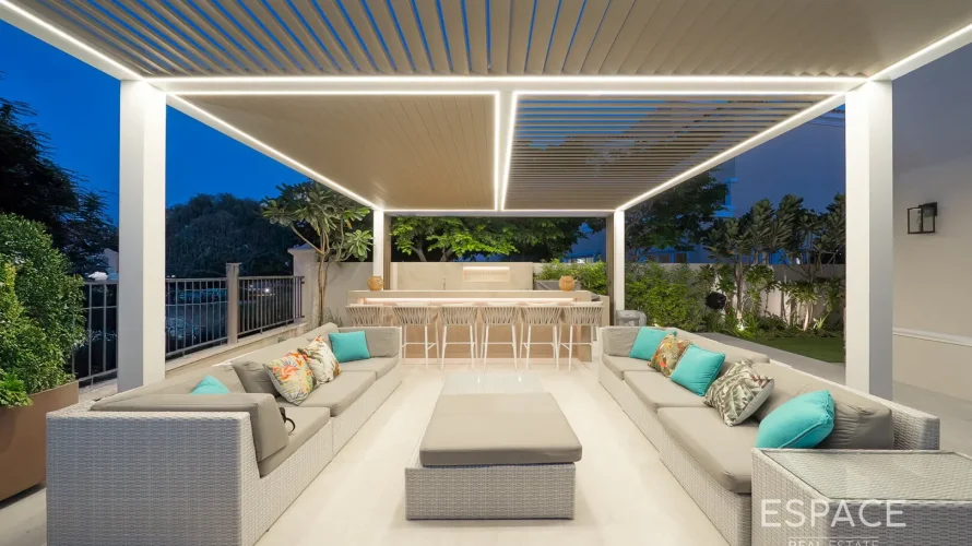 Villa de 6 dormitorios en Arabian Ranches, UAE No. 1015 № 9