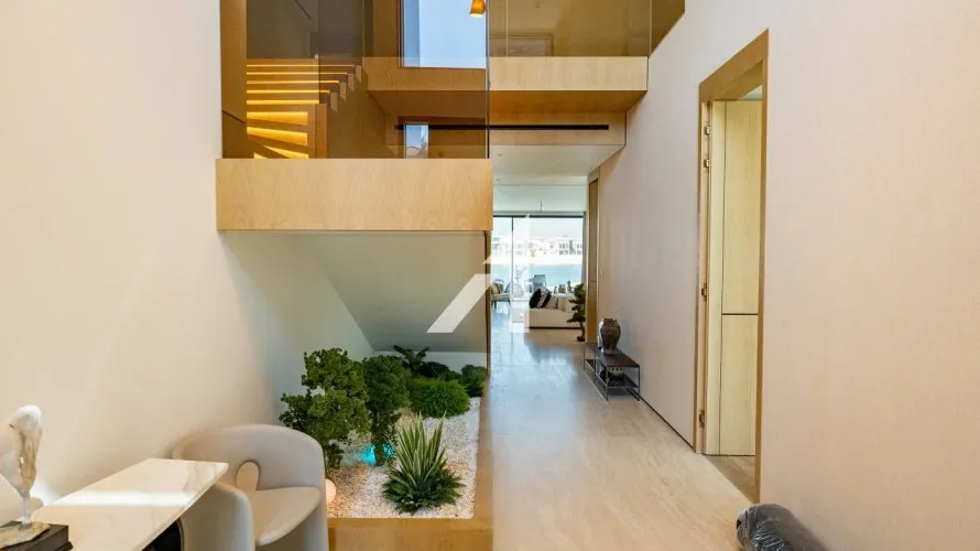 Villa de 6 dormitorios en Garden Homes, UAE No. 1704 № 15