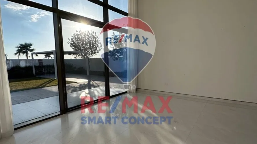 Villa de 6 dormitorios en Abu Dhabi, UAE No. 420 № 3