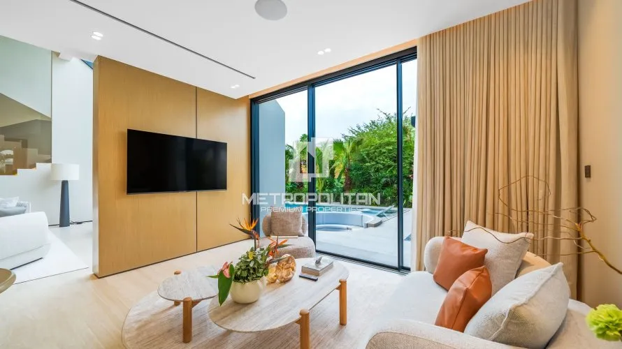 Villa de 5 dormitorios en Jumeirah Islands, UAE No. 1289 № 22