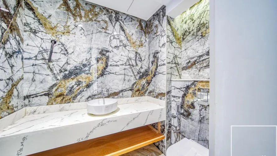 Villa de 7 dormitorios en Jumeirah Golf Estates, UAE No. 1075 № 20