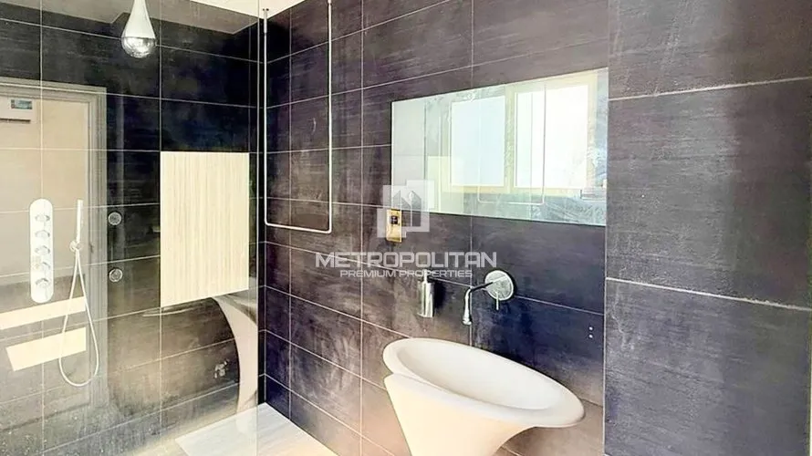 Villa de 4 dormitorios en Garden Homes, UAE No. 1277 № 8