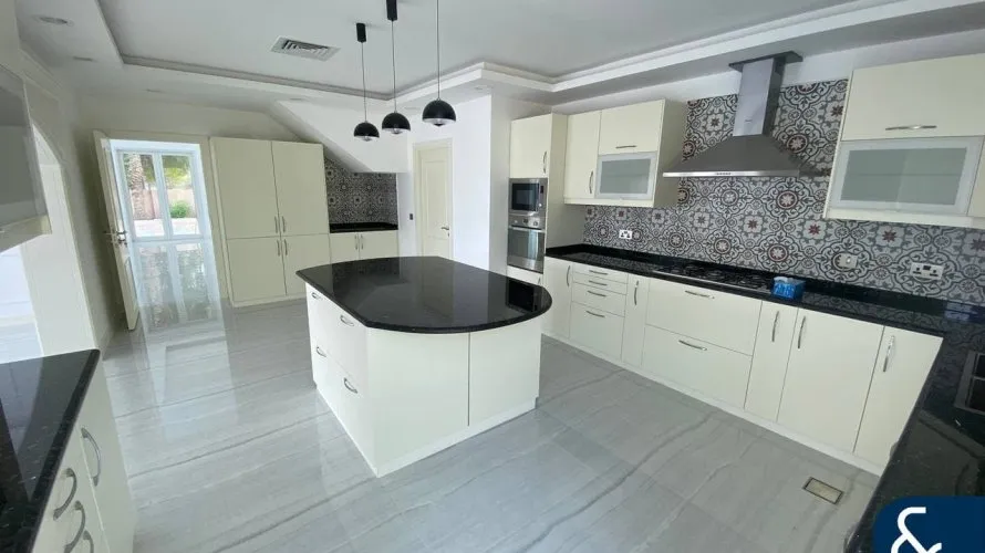 Villa de 5 dormitorios en Arabian Ranches, UAE No. 1367 № 7