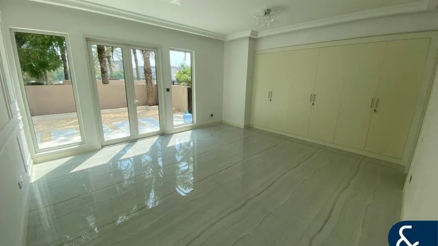 Villa de 5 dormitorios en Arabian Ranches, UAE No. 1367 № 2