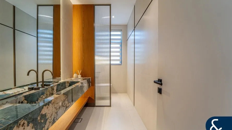 Villa de 5 dormitorios en DAMAC Hills (Akoya by DAMAC), UAE No. 1360 № 24