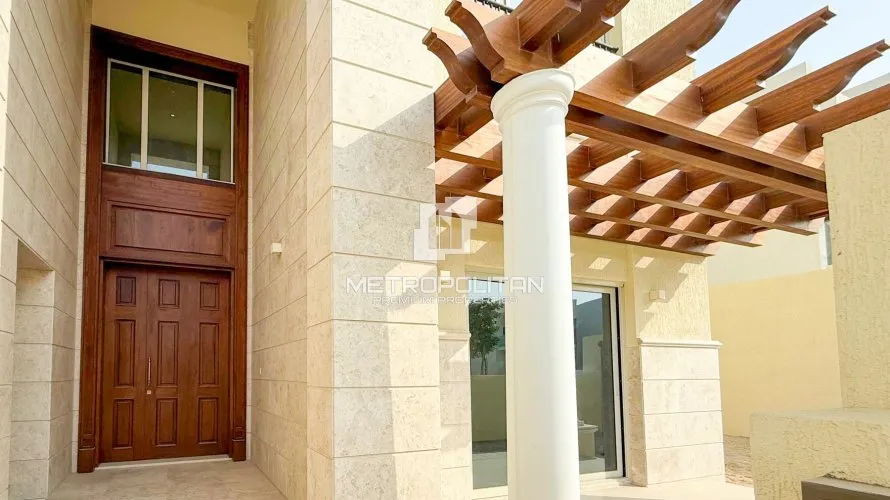 Villa de 5 dormitorios en District One, UAE No. 1273