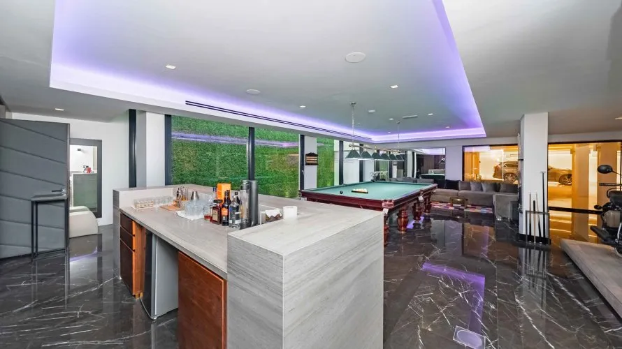 Villa de 6 dormitorios en Dubai, UAE No. 858 № 15