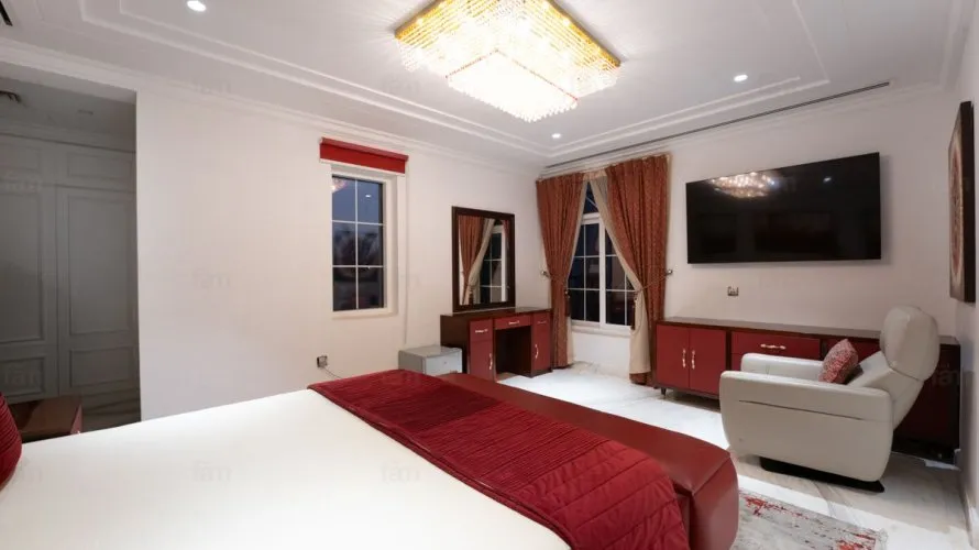 Villa de 6 dormitorios en Dubai, UAE No. 1343 № 3