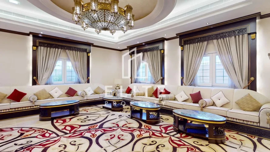 Villa de 6 dormitorios en Dubai, UAE No. 1512