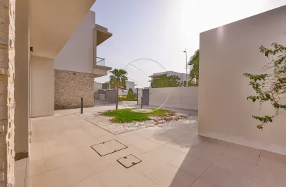 Villa de 1047m² en Yas Acres, UAE No. 1227